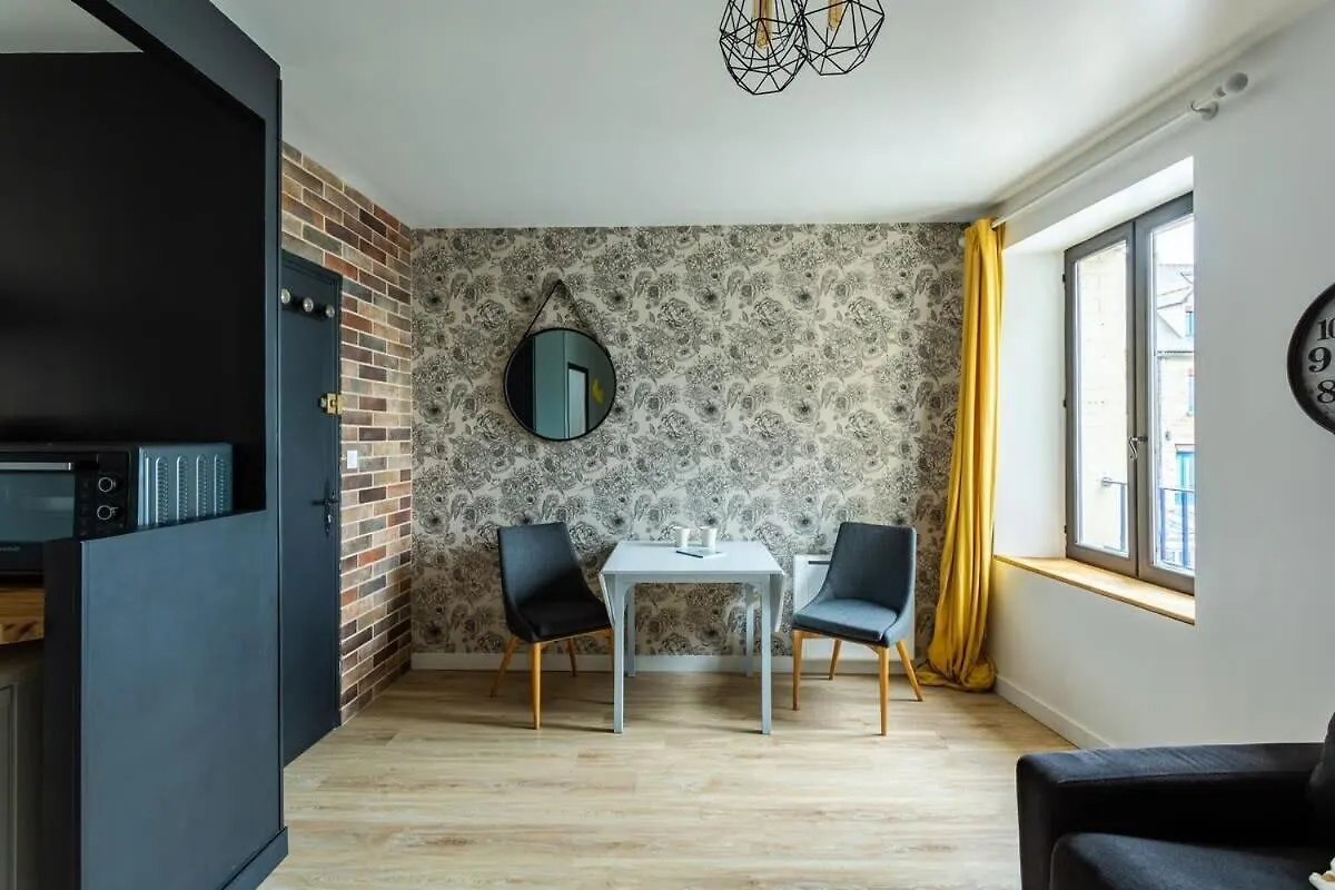 LA BRISE- Joli T2 rénové - VUE MER - 1 chambre Cancale Appartement